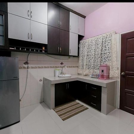 Umaira Homestay Chemor Exterior foto